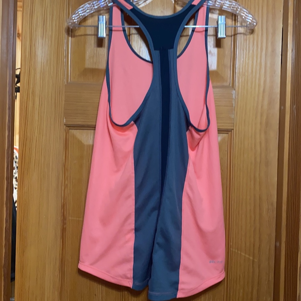 Nike Dri-fit Razorback tank! - Picture 2 of 3